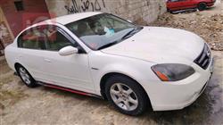 نيسان ألتيما